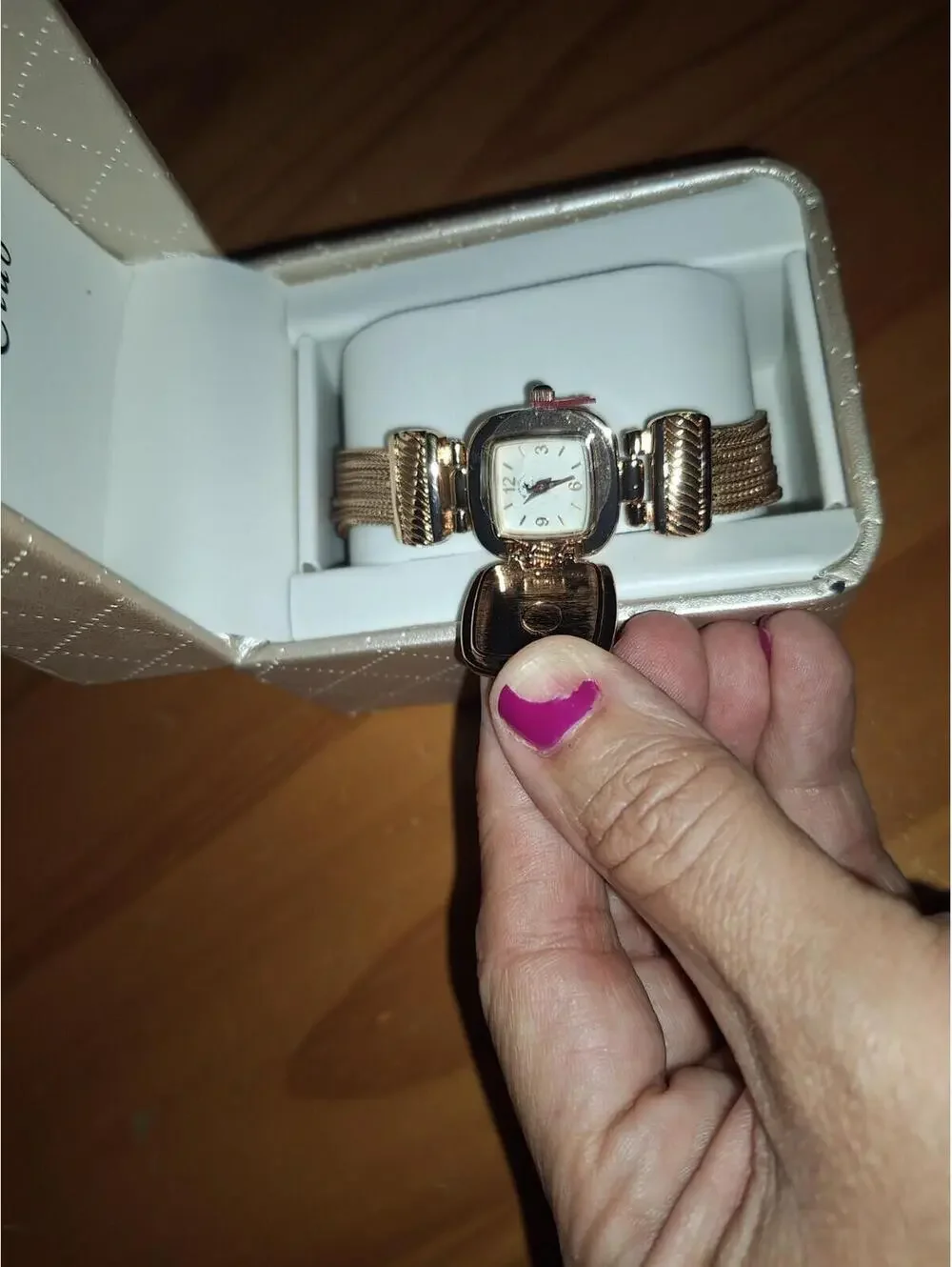 NEW Beverly Hills Rose Gold Womens Limited Edition Watch Wrist Bracelet STUNNING - Picture 10 of 11